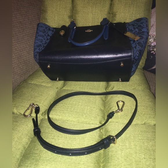 SOLD Authentic Coach Convertible Leather Satchel Crossbody Carryall - Picture 8 of 15